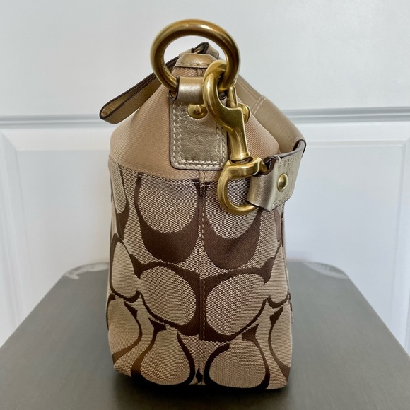 Tan and Gold Leather Coach Shoulder Bag - Picture 2 of 4